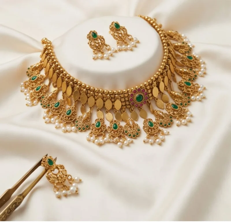 Choker Set