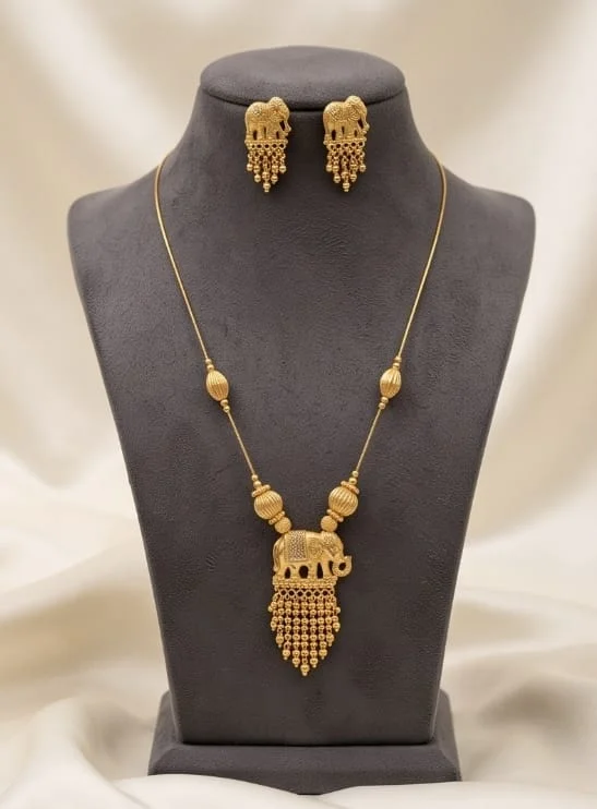 Invisible Necklace With Elephant Pendant Set