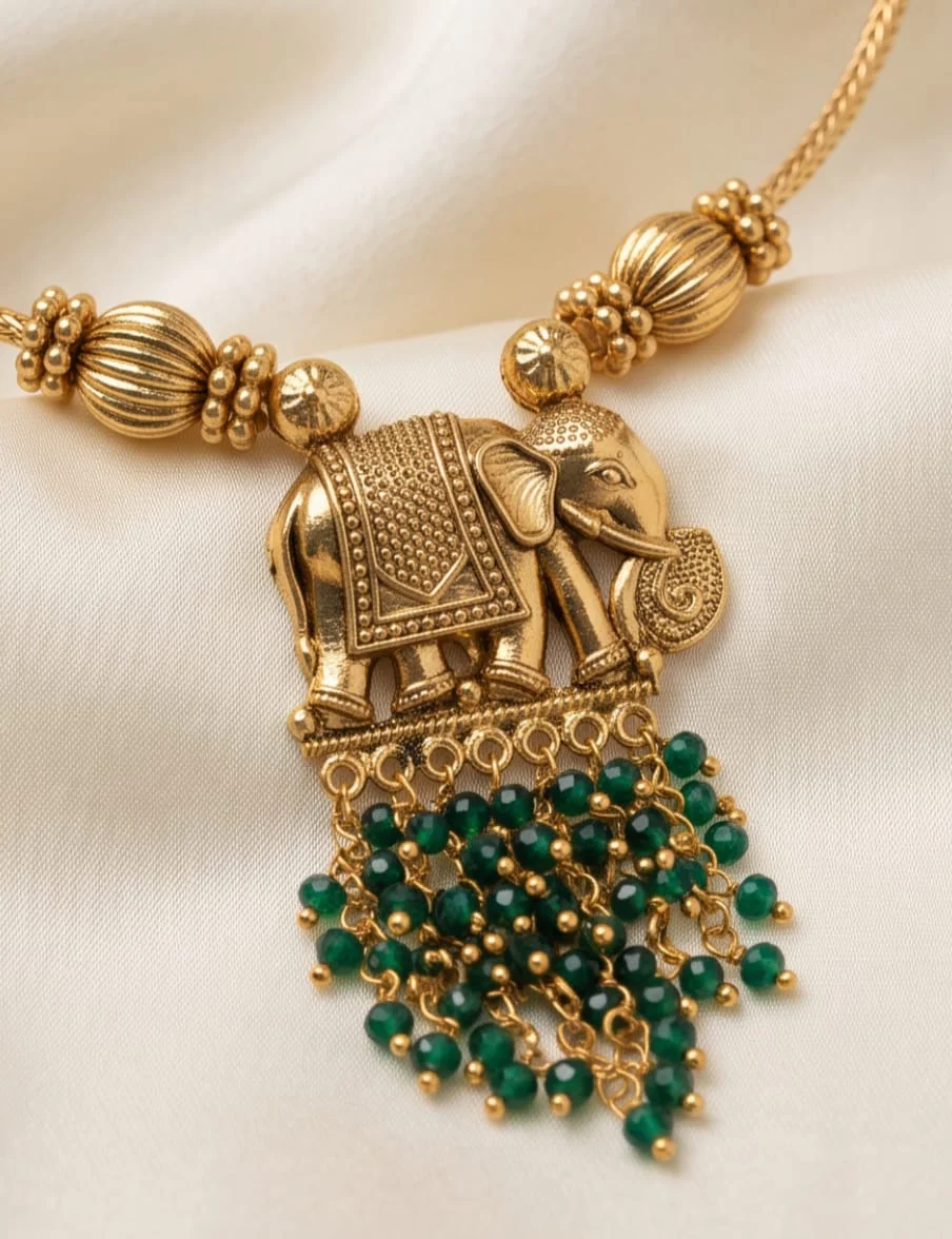 Antique Gold Plated Temple Jewellery Necklaces alternate view
