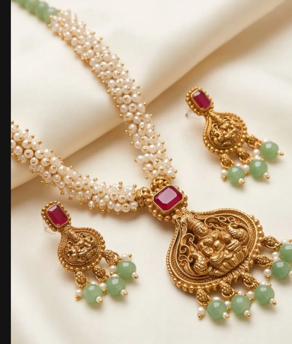 A Stunning Goddess Lakshmi Temple Jewellery Necklace Featuring An Antique Gold Finish Lakshmi Pendant, view 4