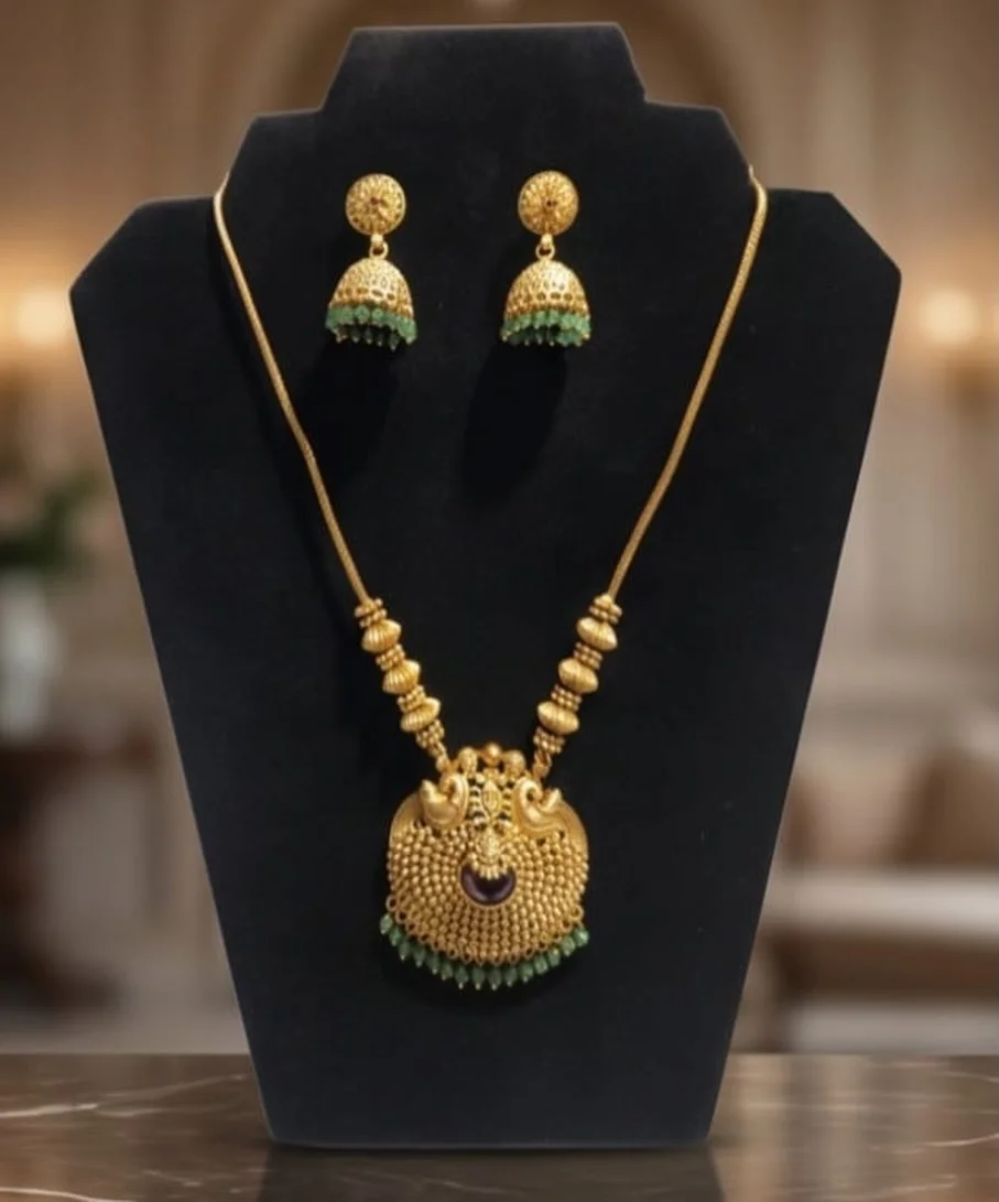 Traditional Peacock Temple Jewellery Set view 3