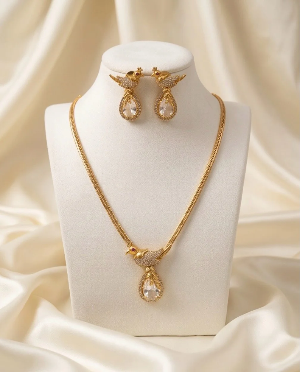 Stone Parrot Design Necklace Set
