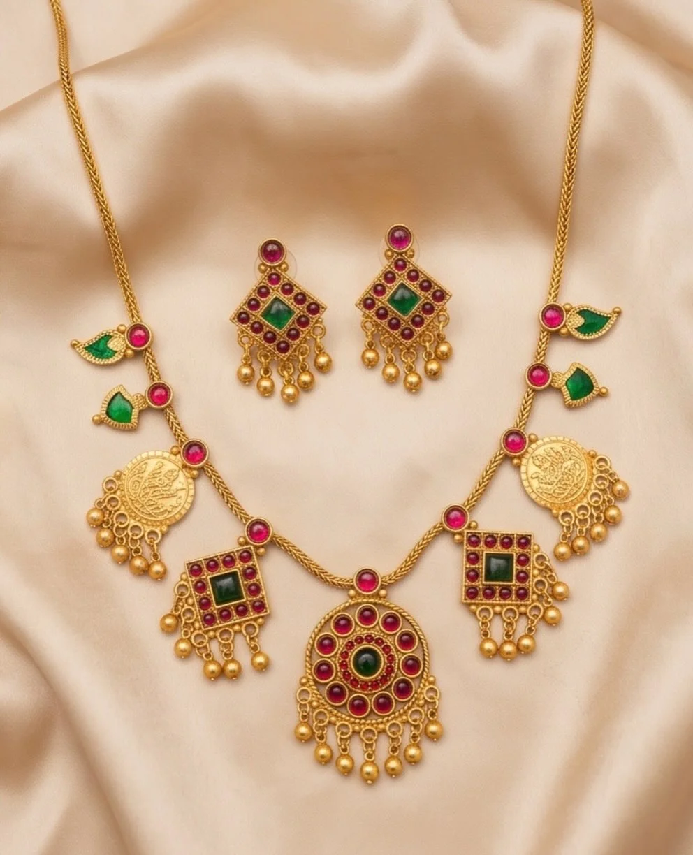 Kempstone Necklace Set VRN19 alternate view